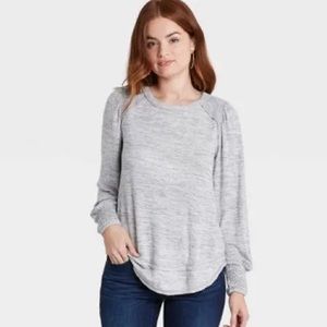 NWT Large gray Knox Rose knit boho sweater